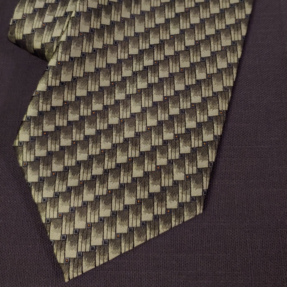 Ziggurat Silk Necktie Tie